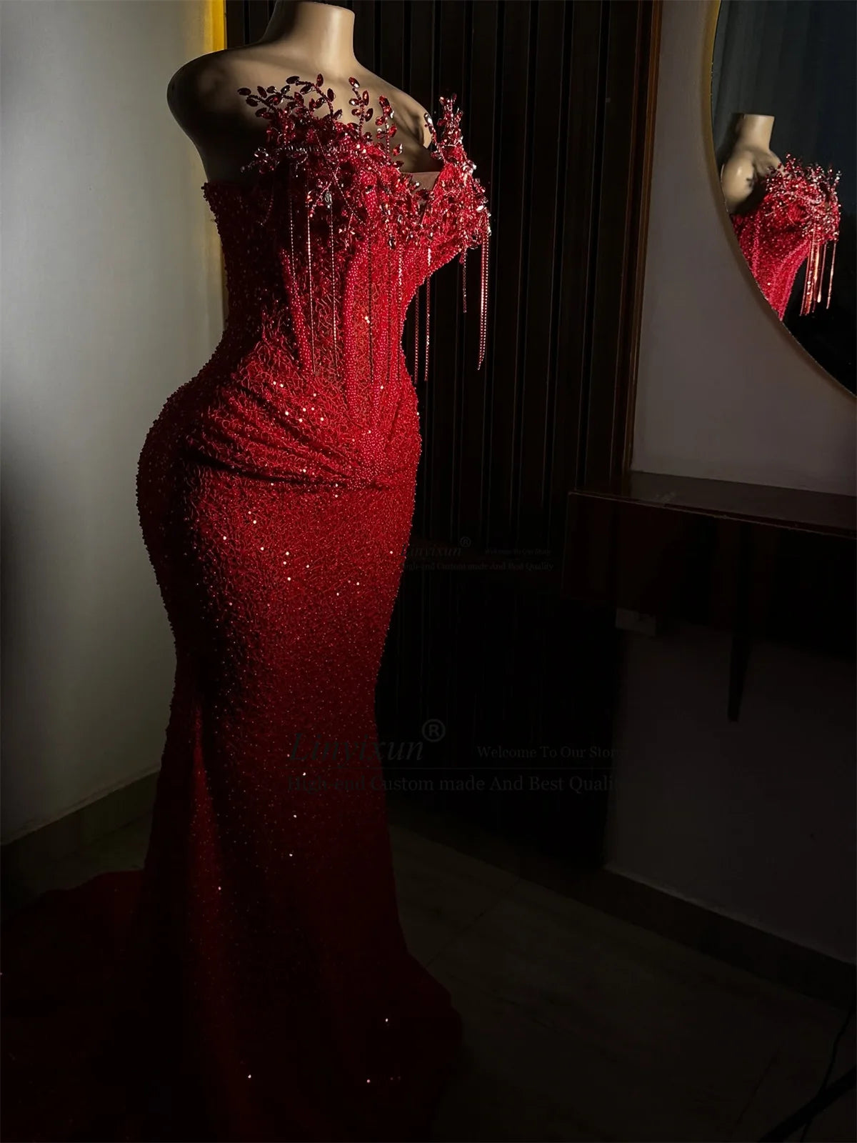 PROM QUEEN